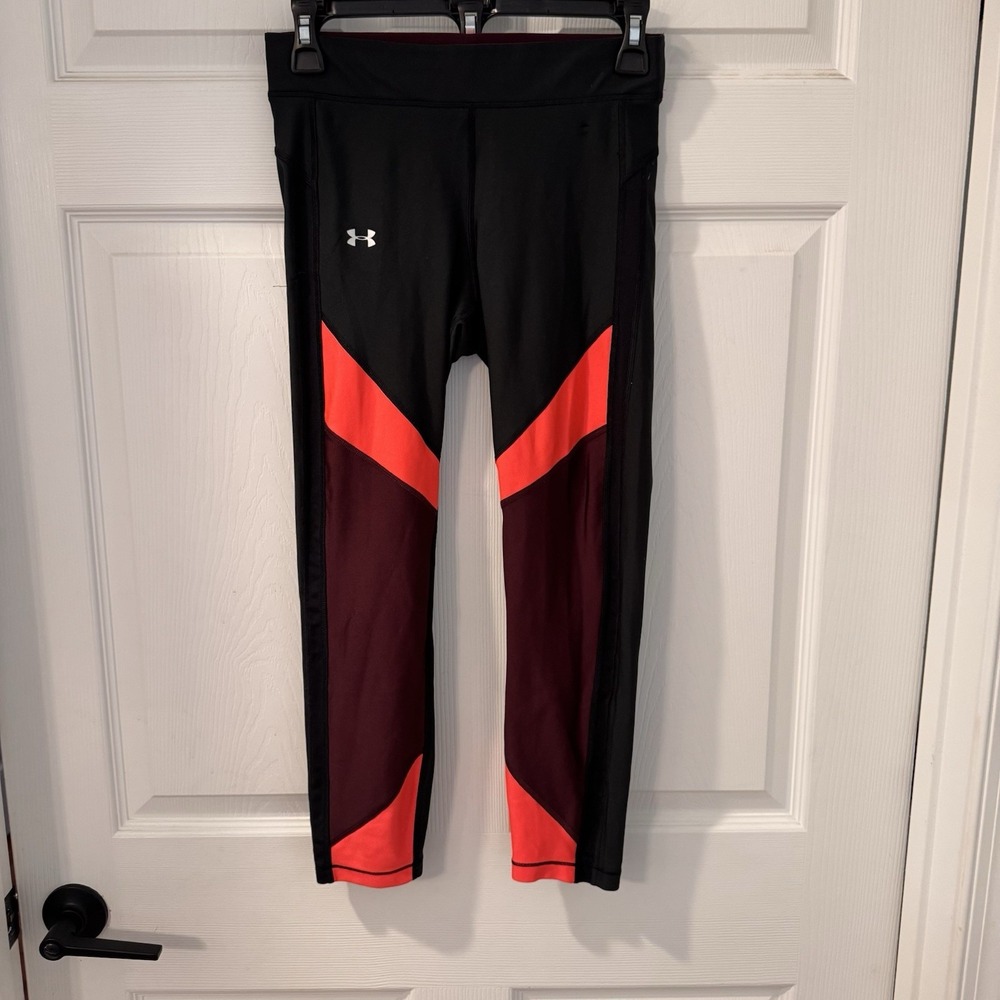 Under armour Leggings‎ Women's Size M Medium Colorful Compression Pants Cropped